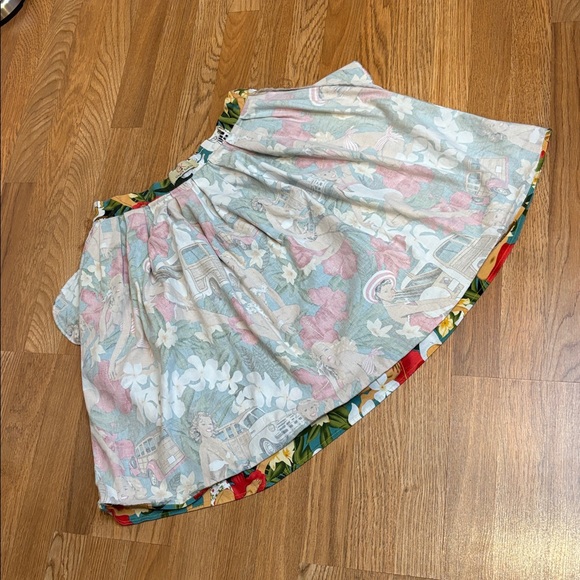 Grace Karin vibrant tropical red and yellow novelty patterned mini skirt. Size M - Picture 14 of 17